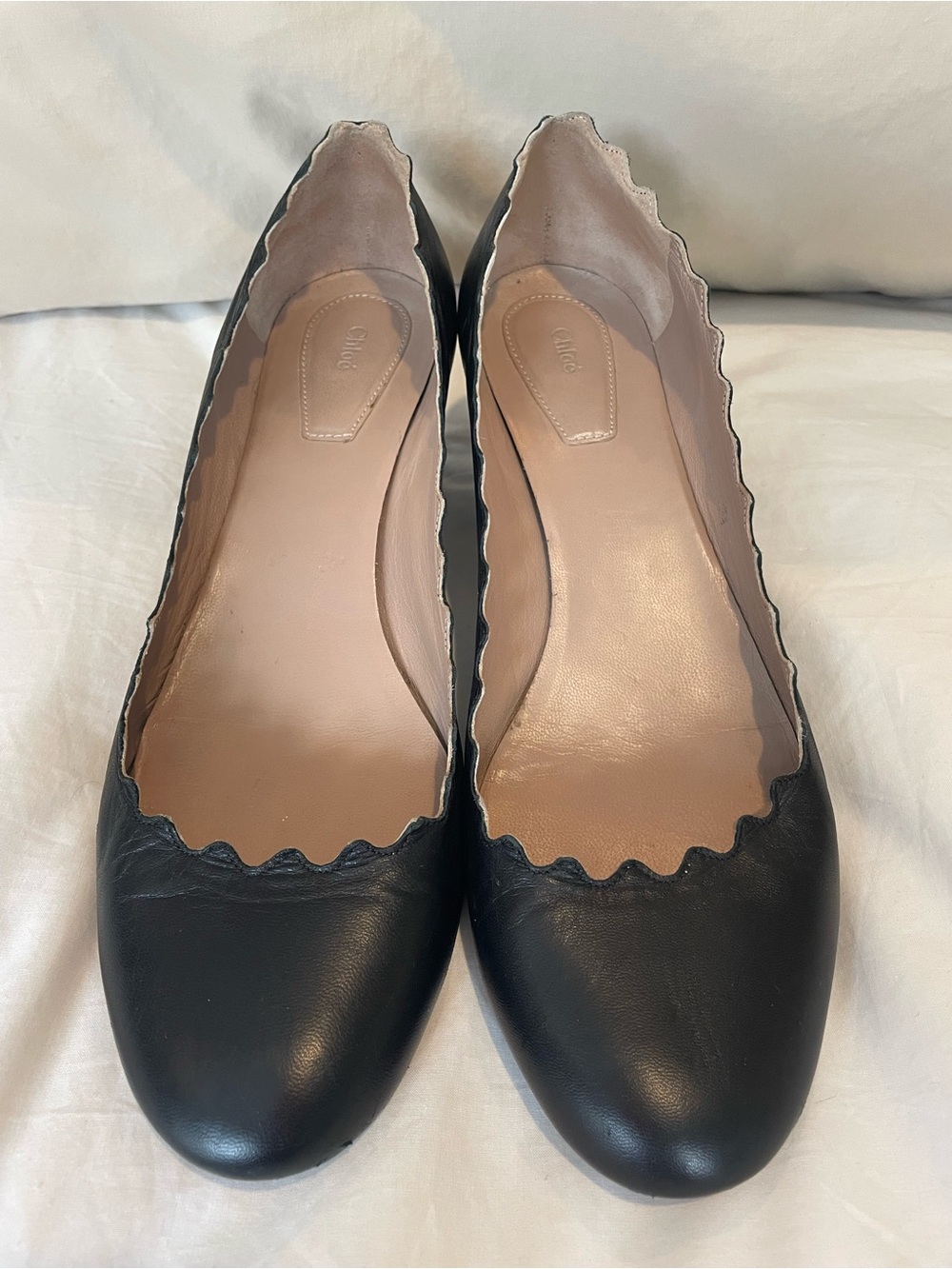 Chloe Black Scalloped Leather Pumps